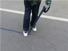 自粘貼縫帶助力瀝青路面裂縫修補提速