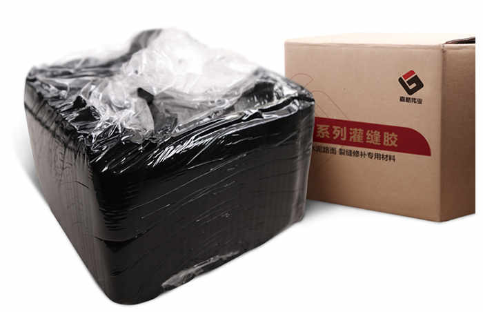 隨著道路養(yǎng)護對質(zhì)量重視程度越來越強，道路灌縫膠被廣泛關(guān)注
