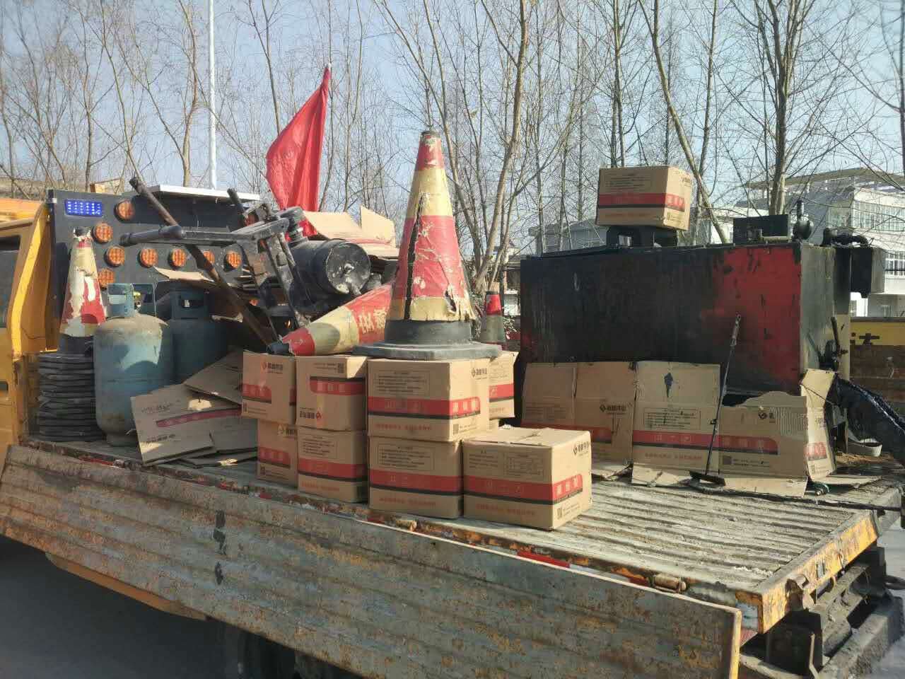 瀝青路面灌縫膠效果不佳是哪步出錯(cuò)了？