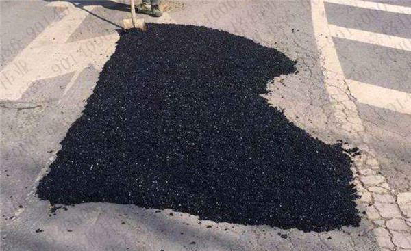 公路冷補(bǔ)料修補(bǔ)道路坑槽壓實后高于路面的問題所在