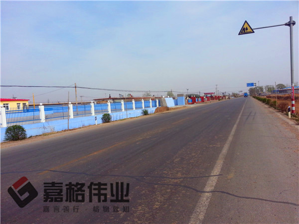 遼寧路面裂縫貼縫帶施工項目照片